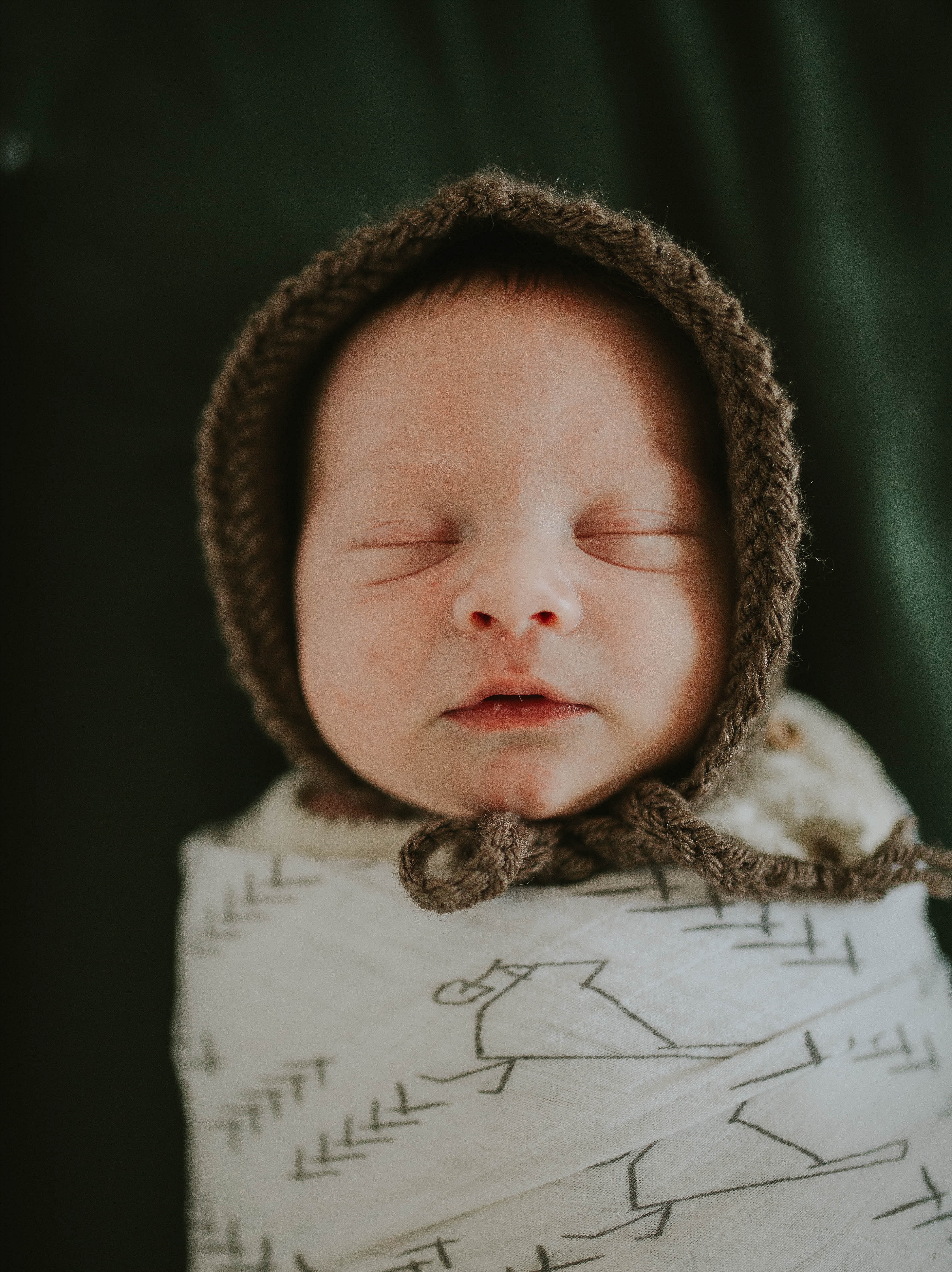 Aurora IL Newborn Session | At-Home Documentary