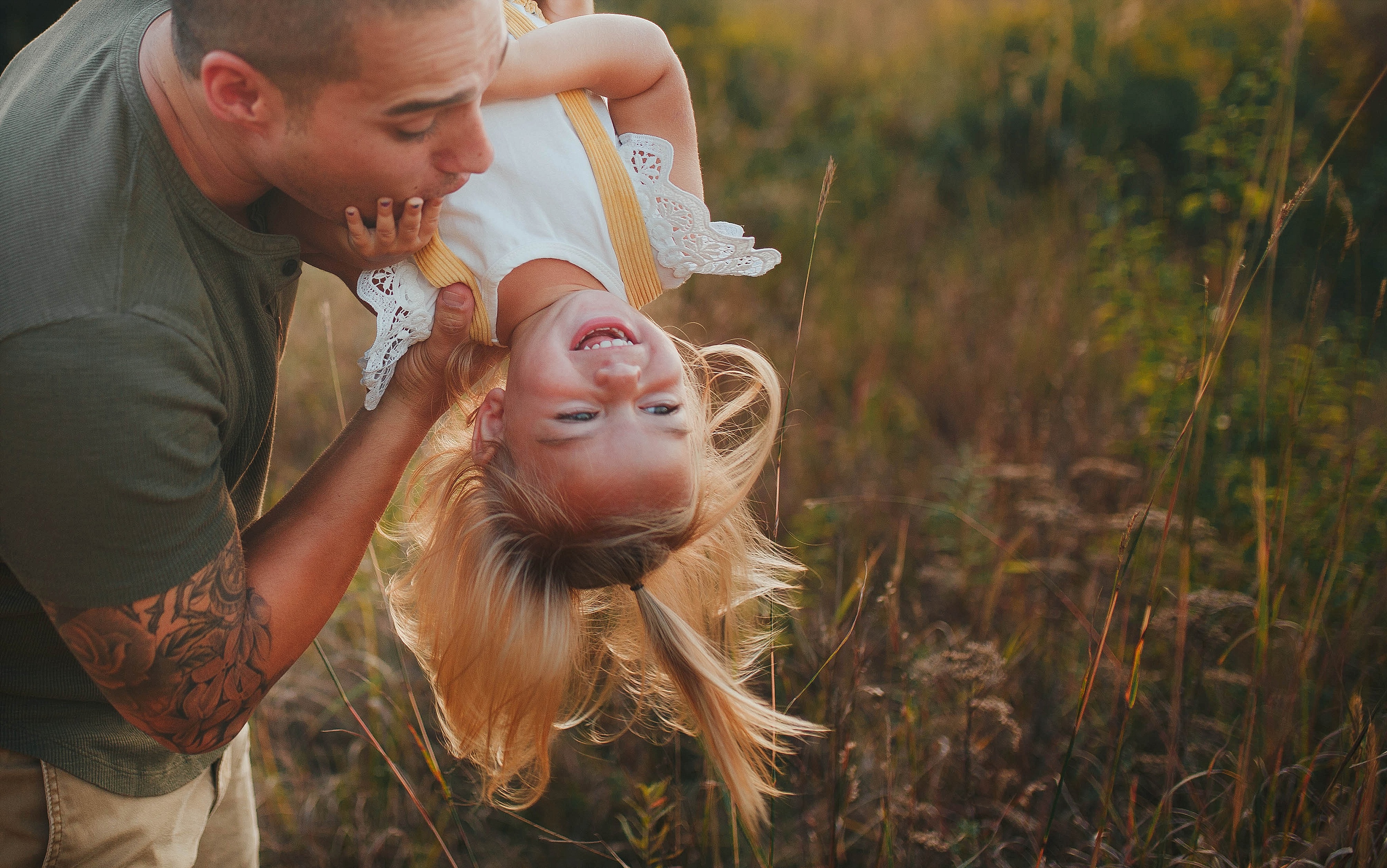 Hanover Park Family Portraits | A Field and Summer Session