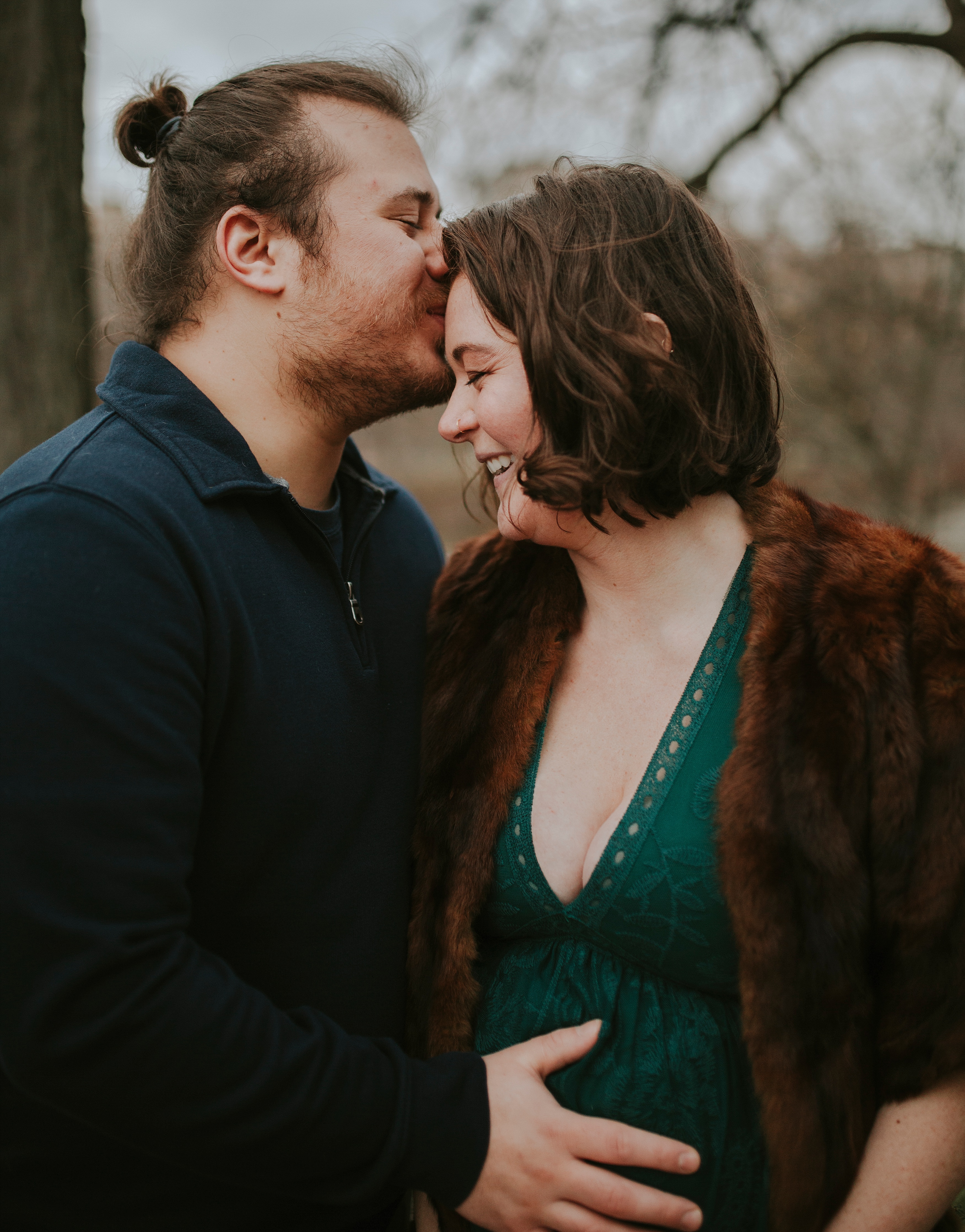 Lincoln Park Maternity Photos | Hannah and Eric