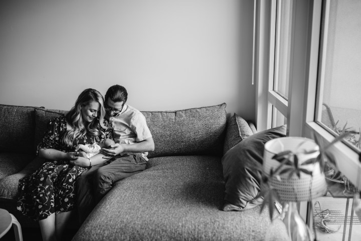 Newborn Photographer Privacy Chicago | Your Comfort is My Priority